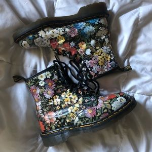 ‼️SOLD‼️ Sienna Miller Dr. Martens
